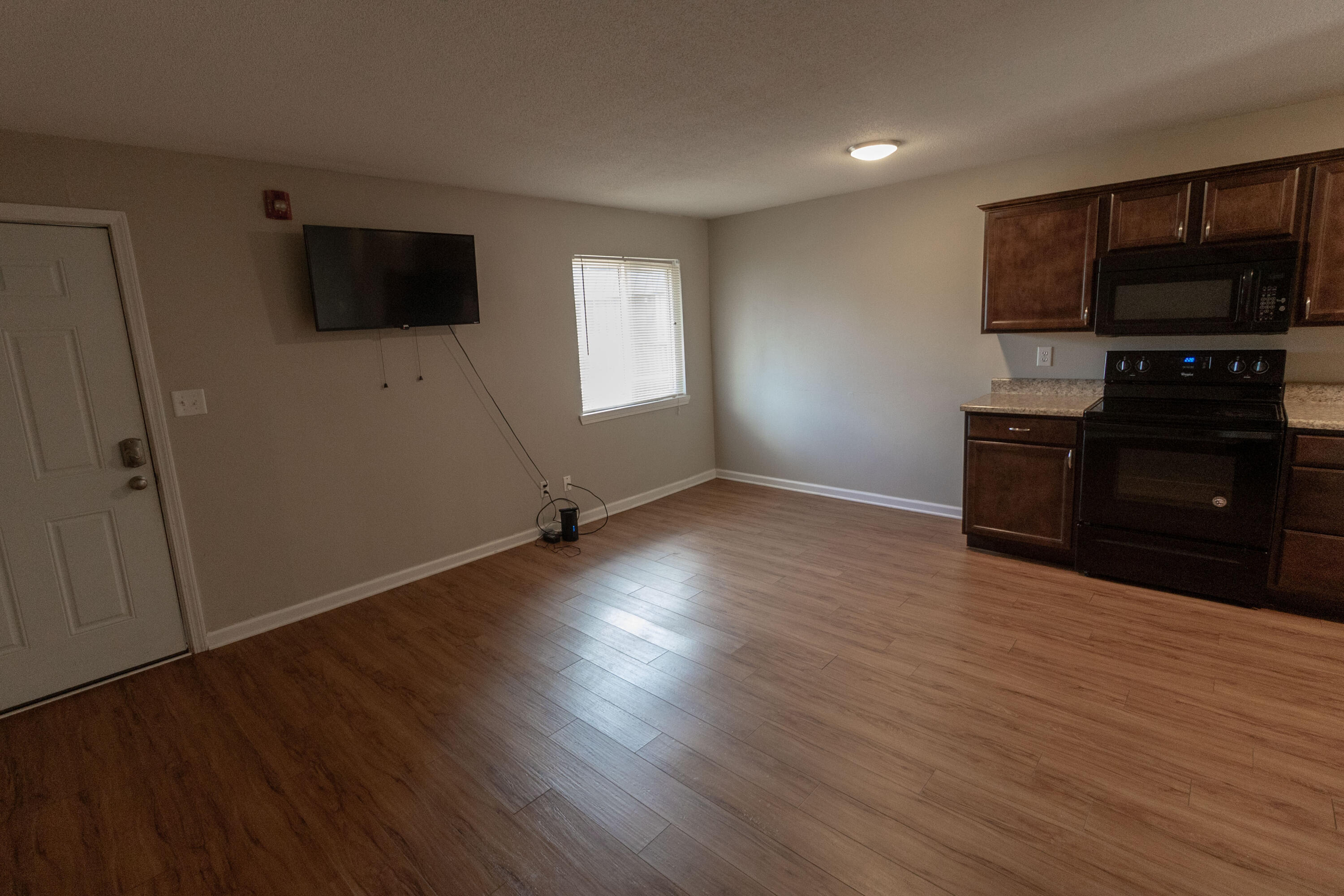 105 N Garth Ave 33 Property Photo 5