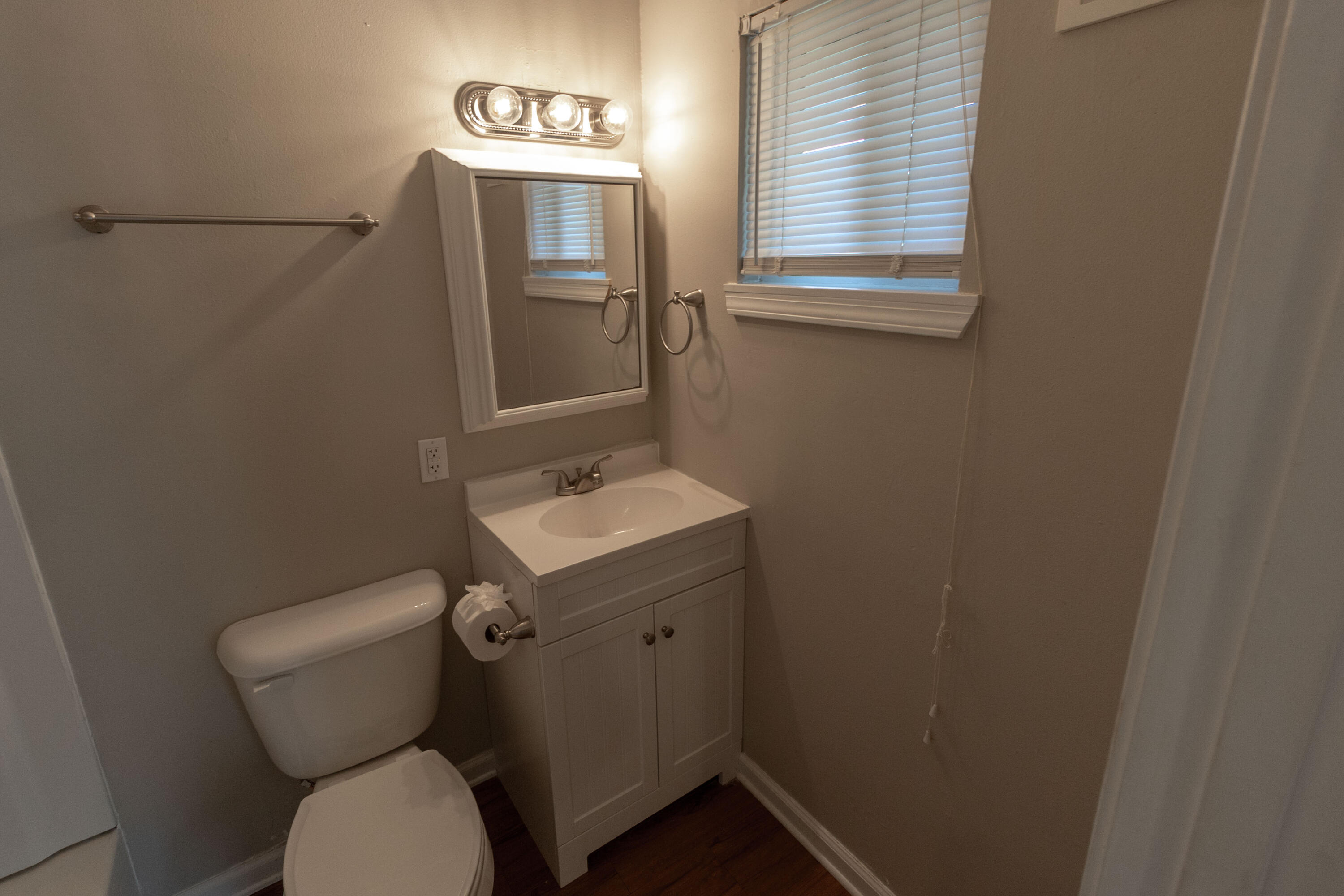 105 N Garth Ave 33 Property Photo 10