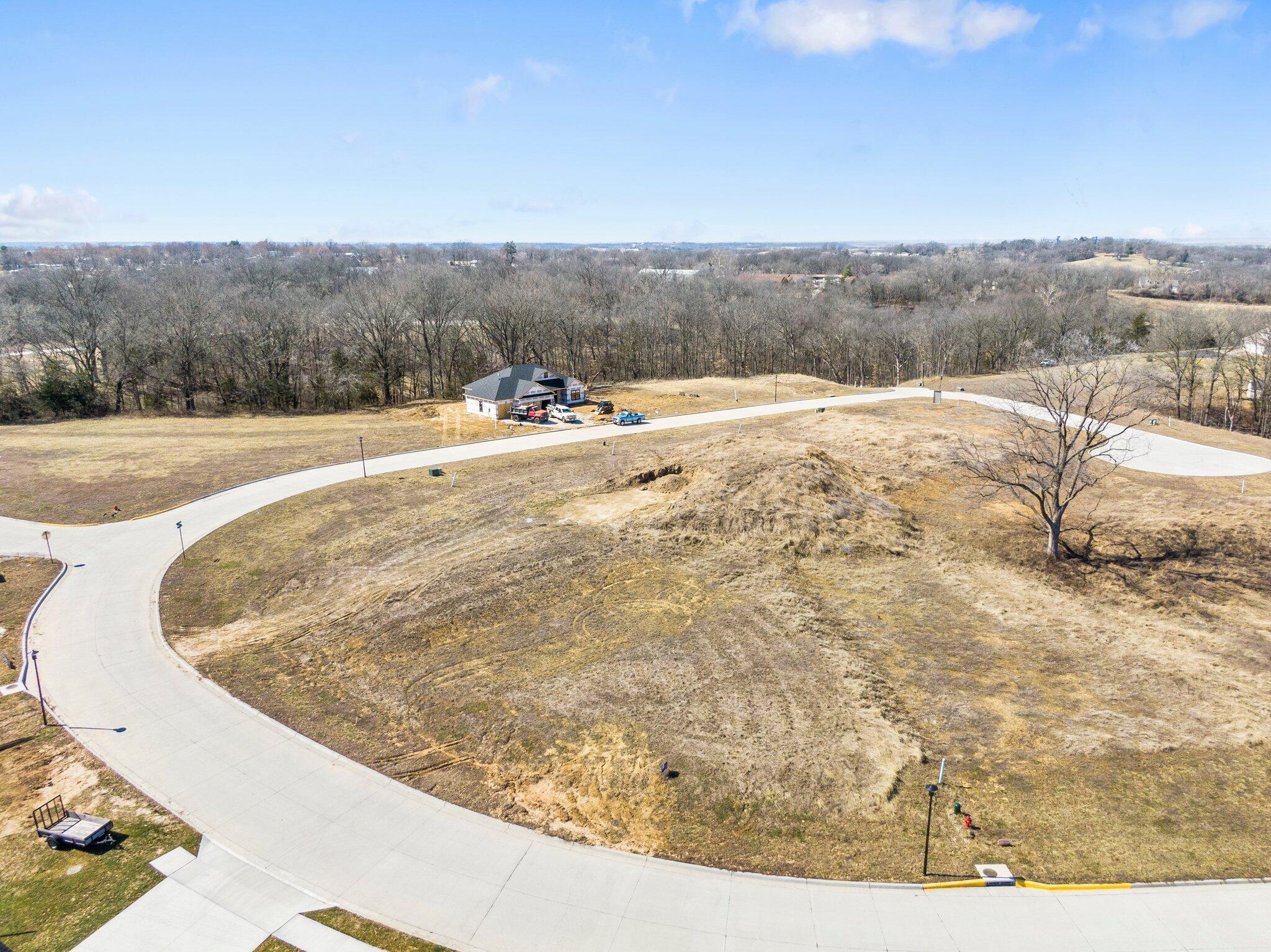 1322 Stonehaven Ct Property Photo 6