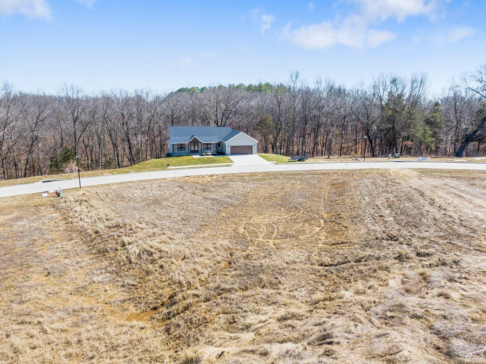 1322 Stonehaven Ct Property Photo 9