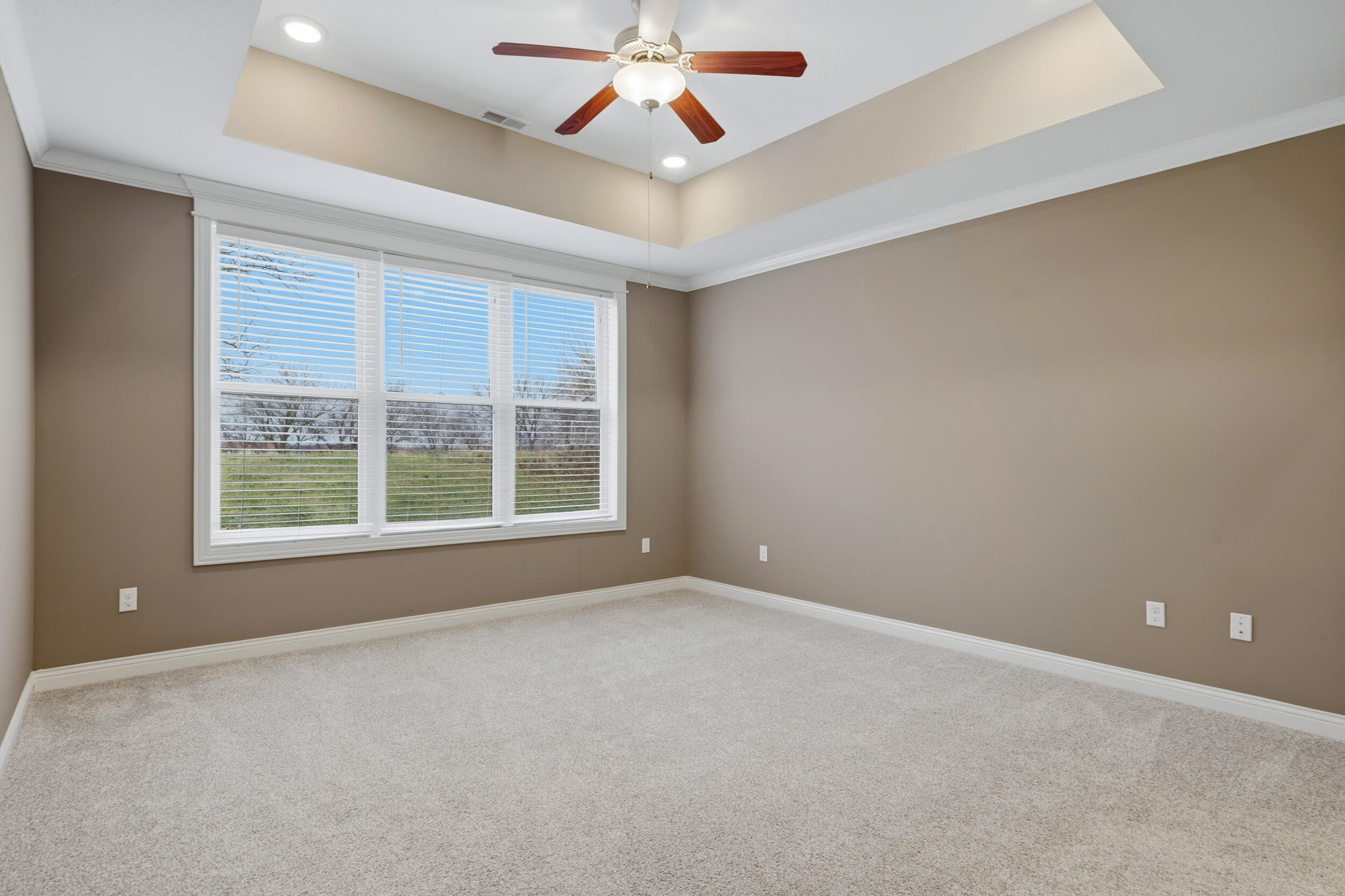 1613 Residence Dr Property Photo 16