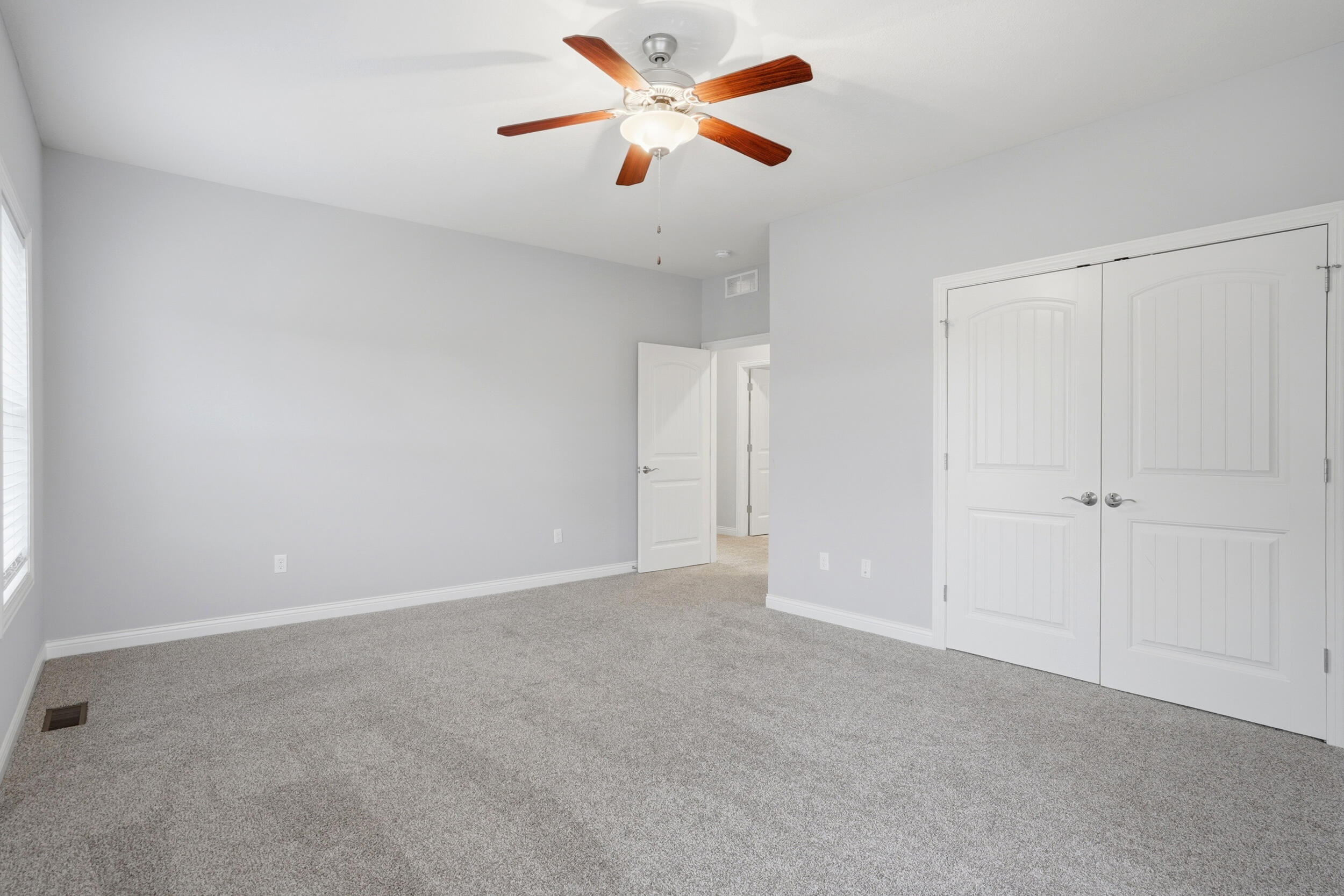 1613 Residence Dr Property Photo 28