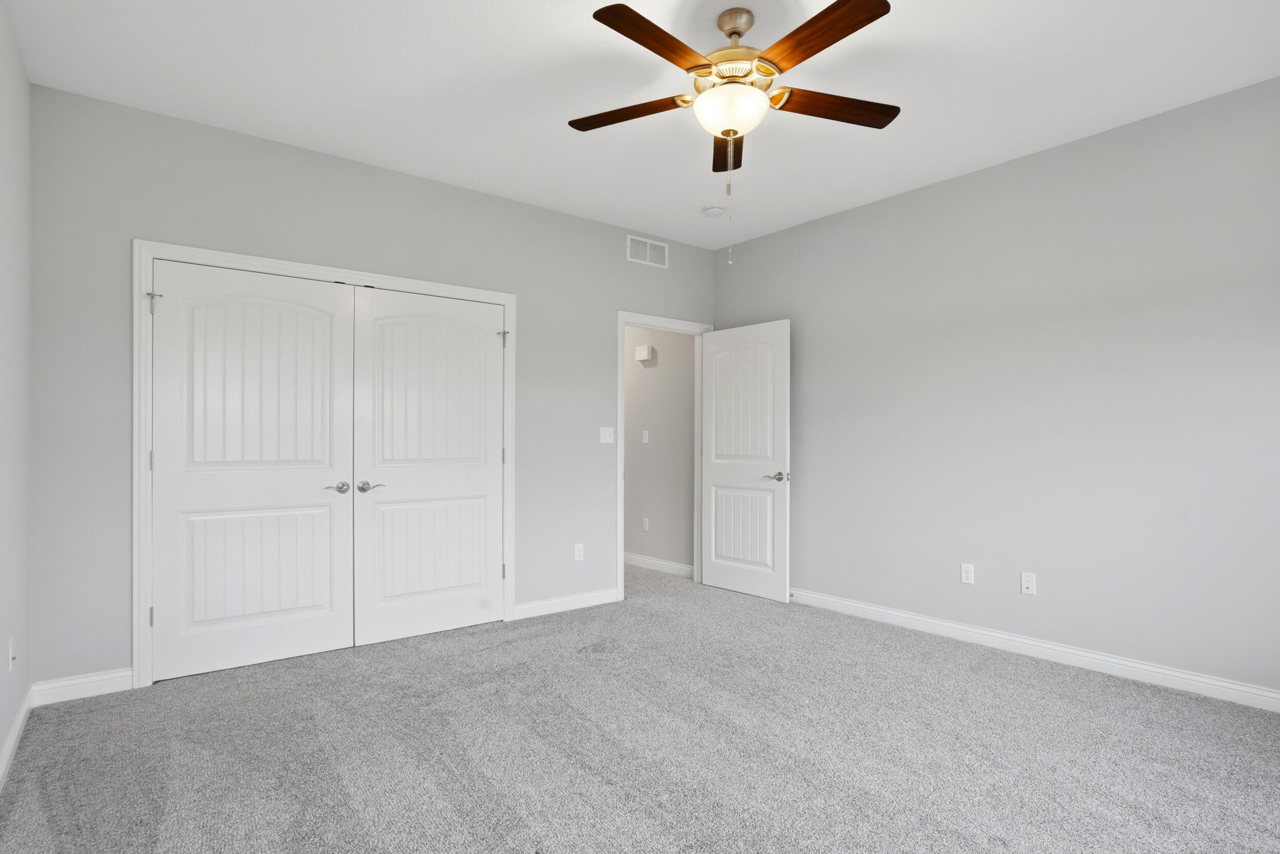 1613 Residence Dr Property Photo 30