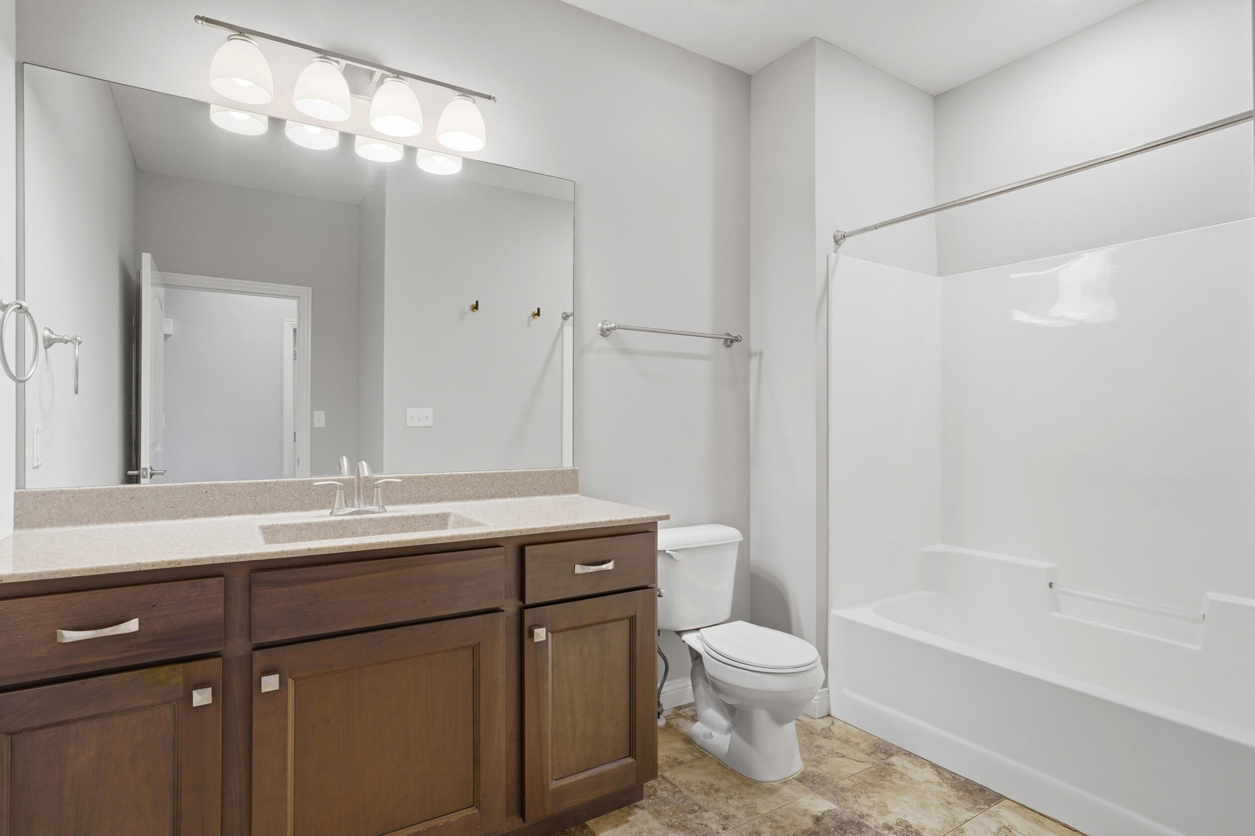 1613 Residence Dr Property Photo 31