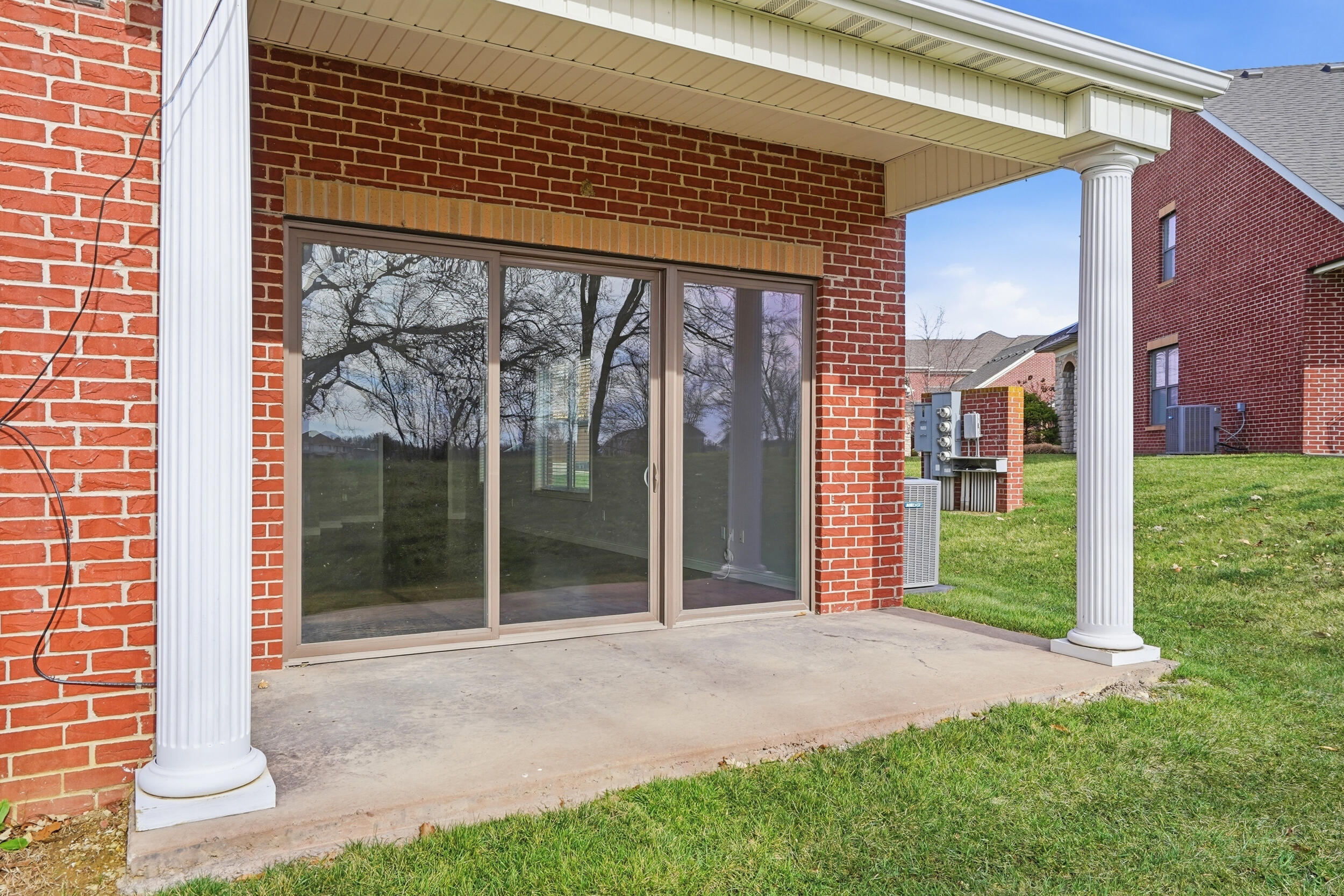 1613 Residence Dr Property Photo 37