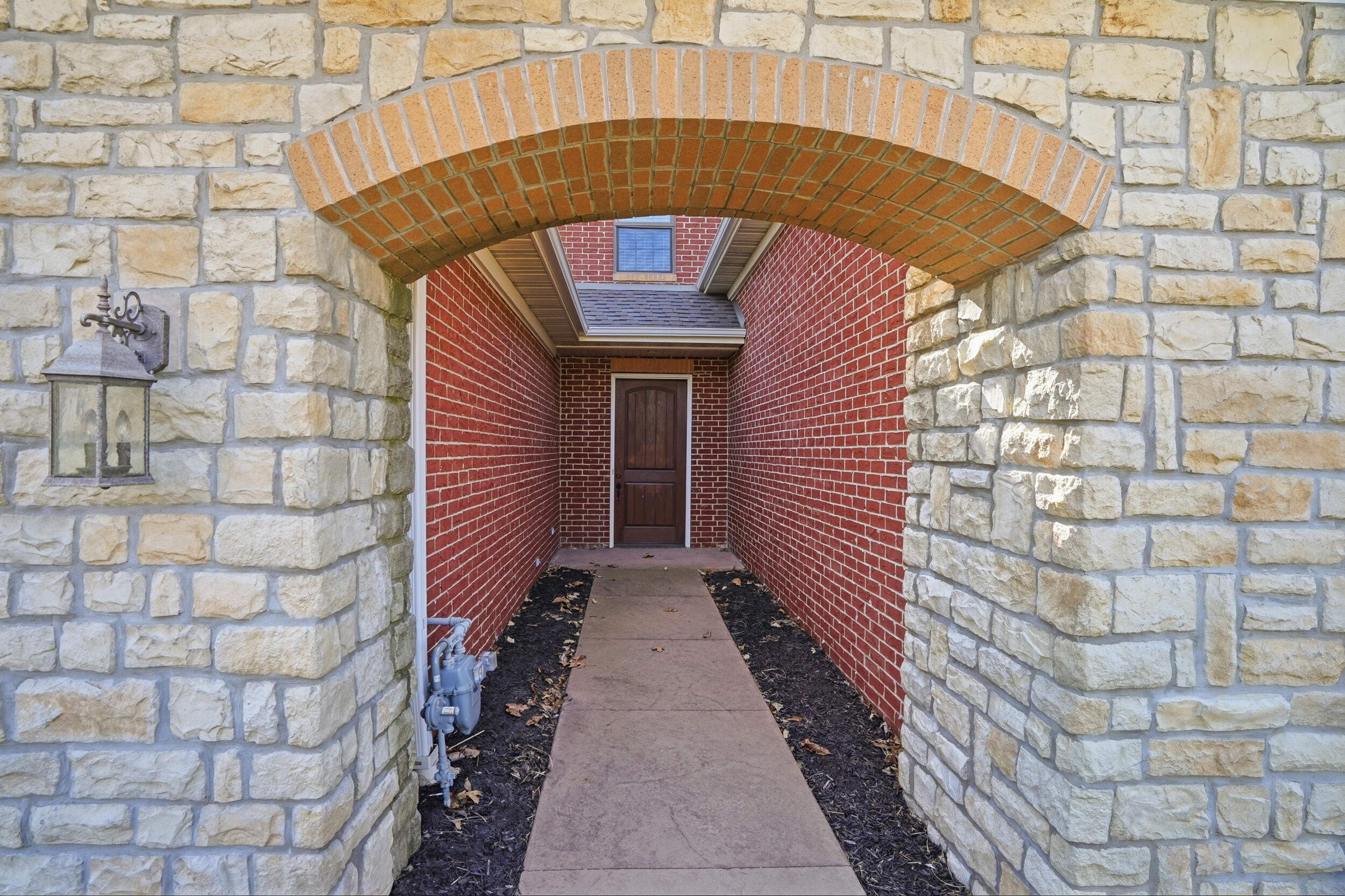 1605 Residence Dr Property Photo 3
