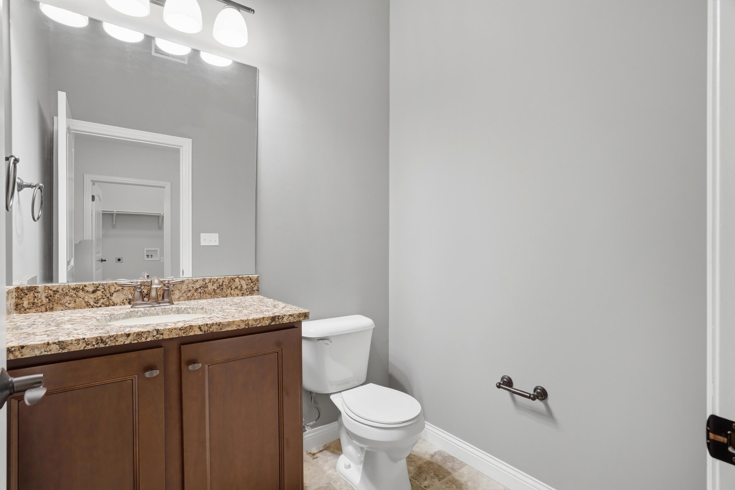 1605 Residence Dr Property Photo 20