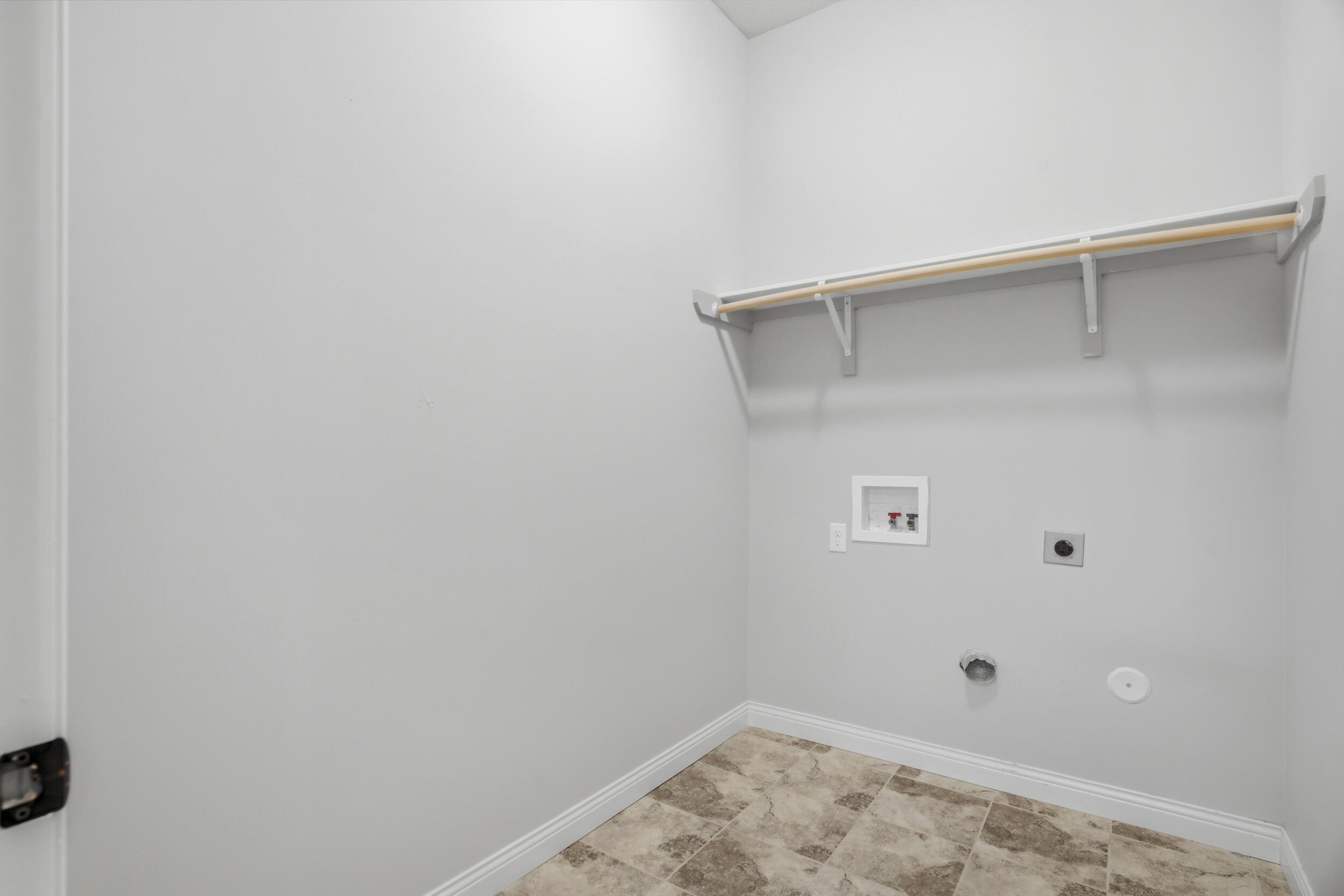 1605 Residence Dr Property Photo 22