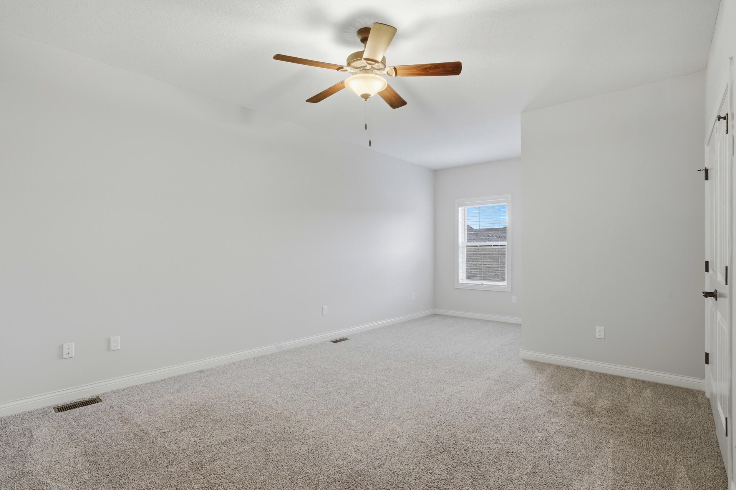 1605 Residence Dr Property Photo 24