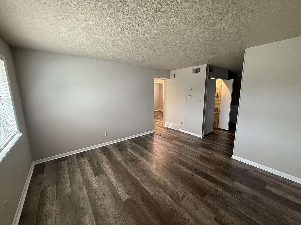 7309 N Moberly Dr B Property Photo 2