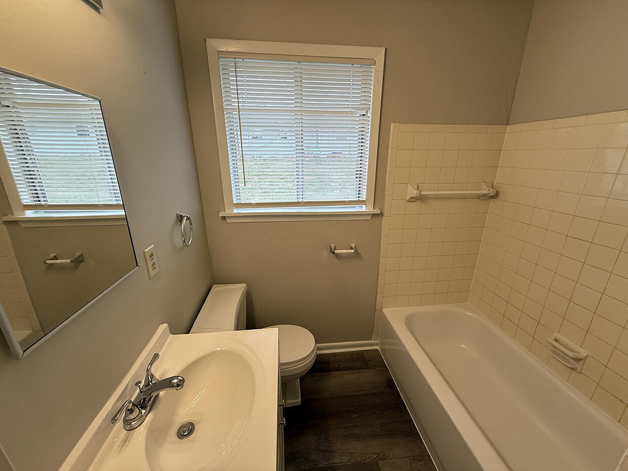 7309 N Moberly Dr B Property Photo 15