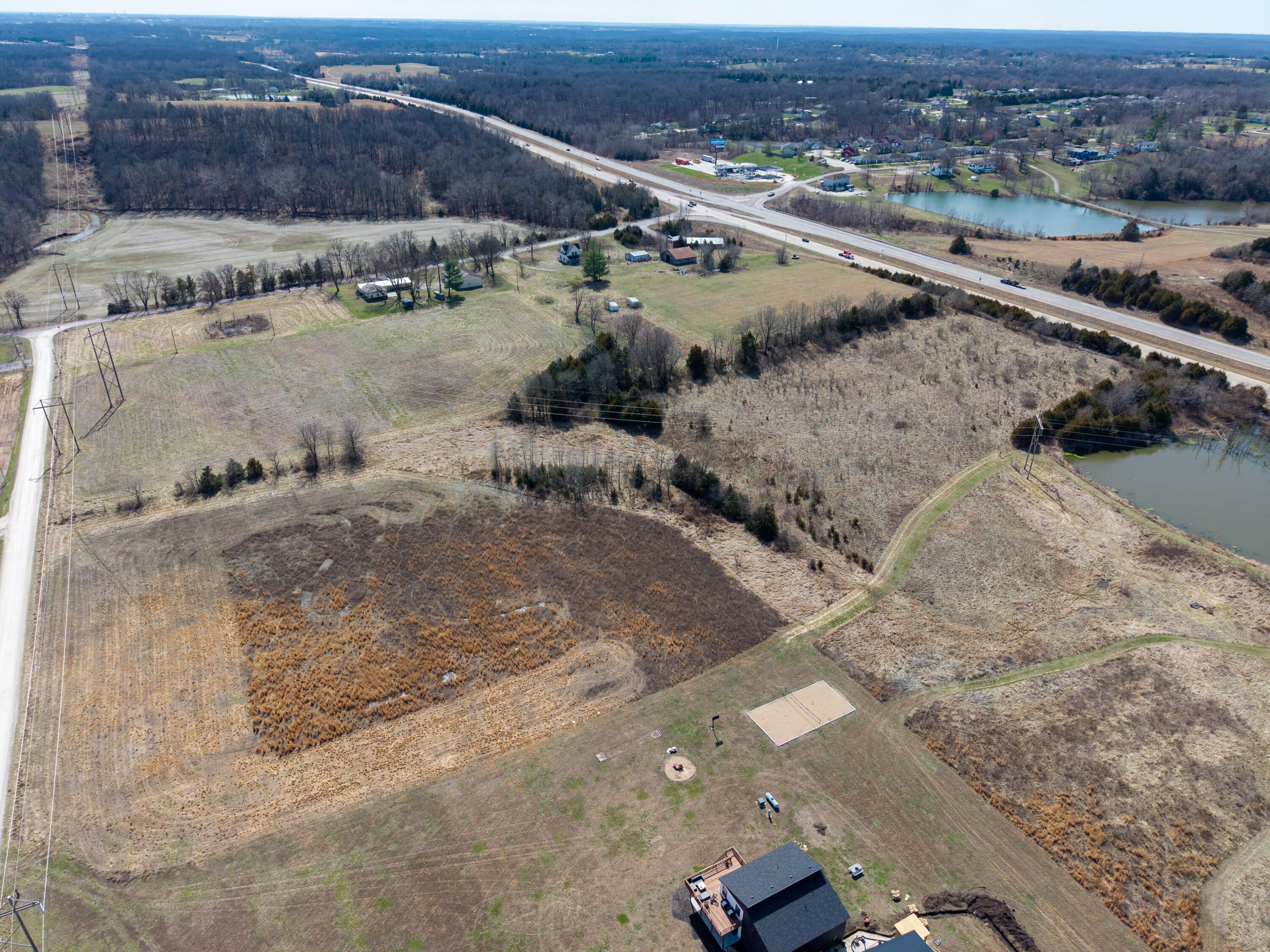 E Hwy 63 Property Photo 6