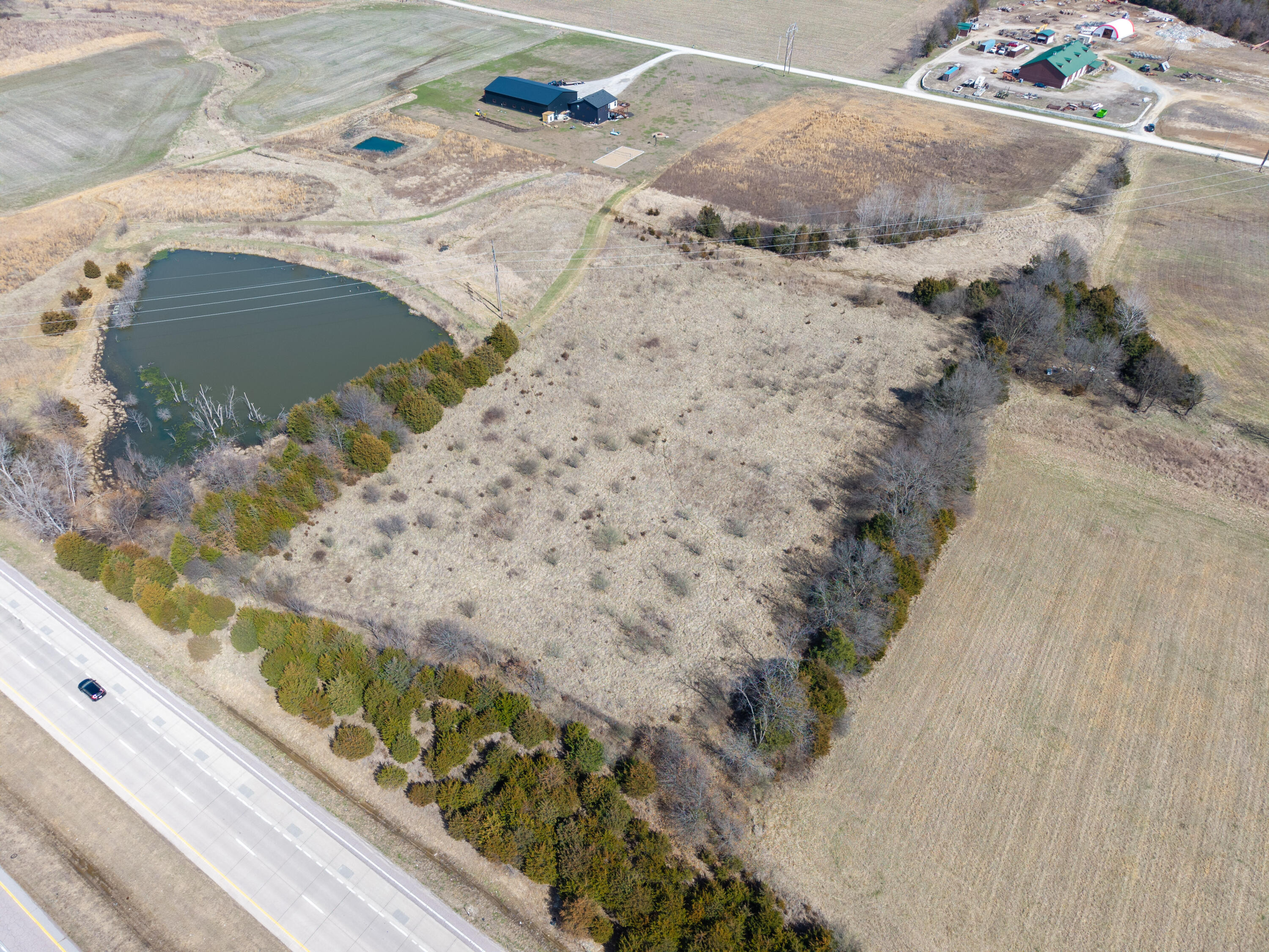 E Hwy 63 Property Photo 11