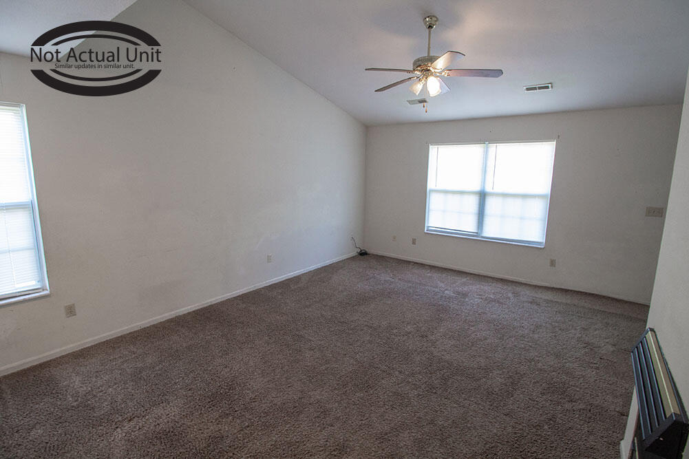 1413 N Frideriki Dr Property Photo 7