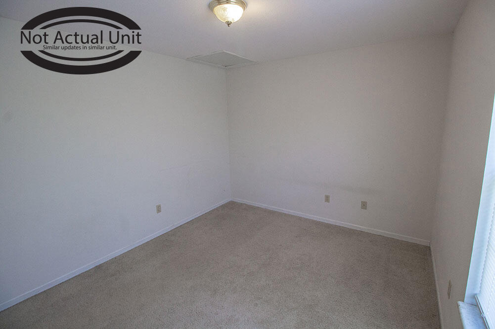 1413 N Frideriki Dr Property Photo 19