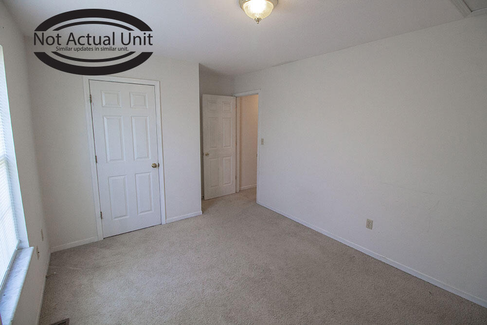 1413 N Frideriki Dr Property Photo 20