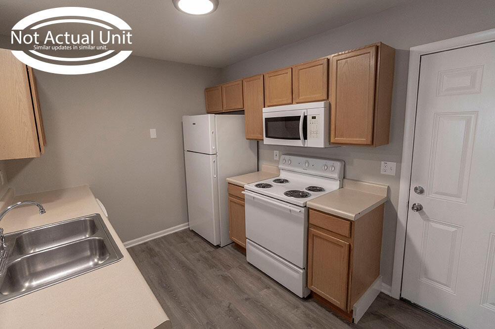 1521 Typhoon Ct Property Photo 6