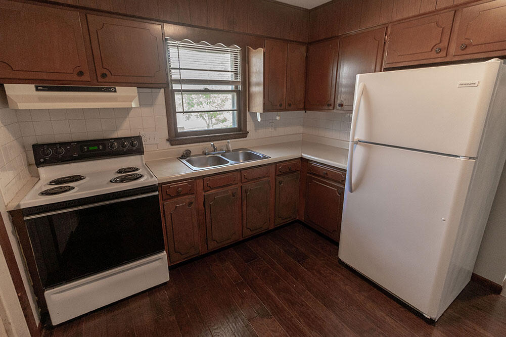 1804 Sylvan Ln D Property Photo 6