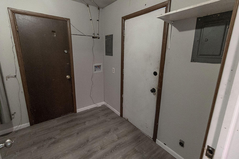 1804 Sylvan Ln D Property Photo 7