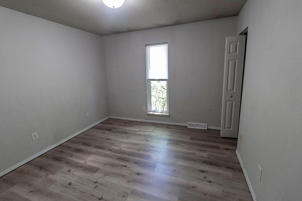 216 Wheaton Ct Property Photo 9