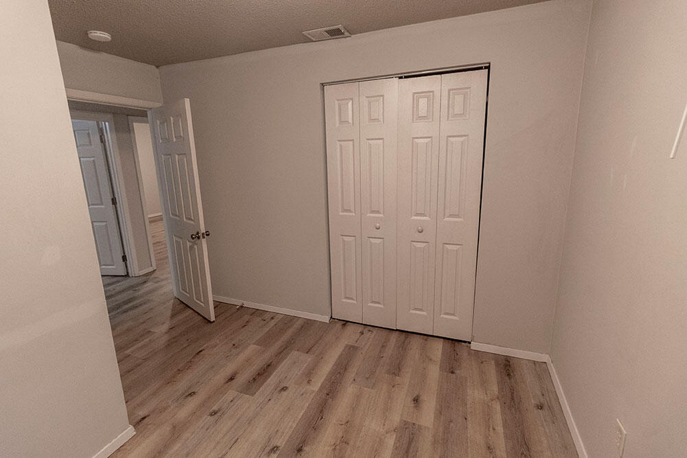 216 Wheaton Ct Property Photo 26