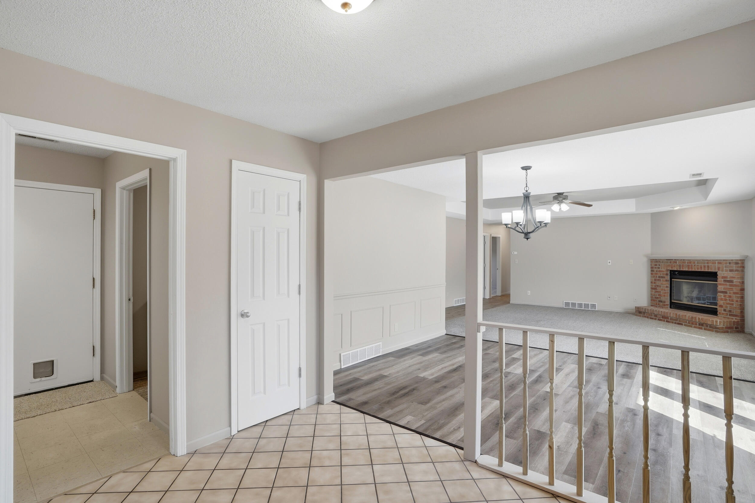 5561 N Waterfront Dr Property Photo 14