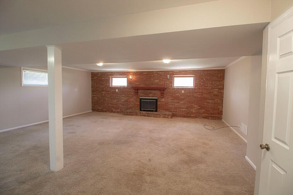 2207 Bushnell Dr Property Photo 28