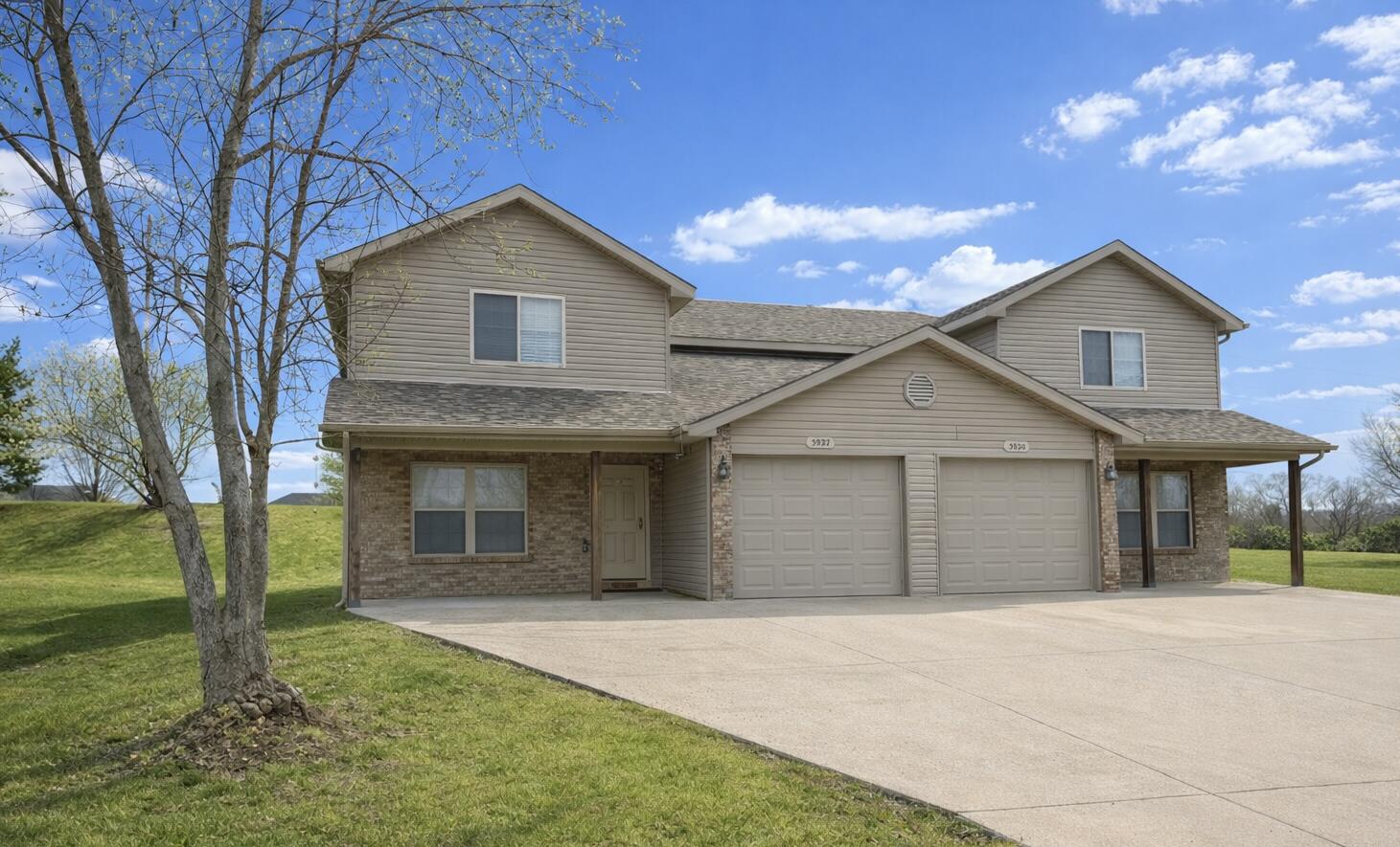 3922 SNOWY OWL DR Property Photo 1