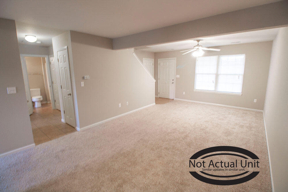 3922 Snowy Owl Dr Property Photo 5