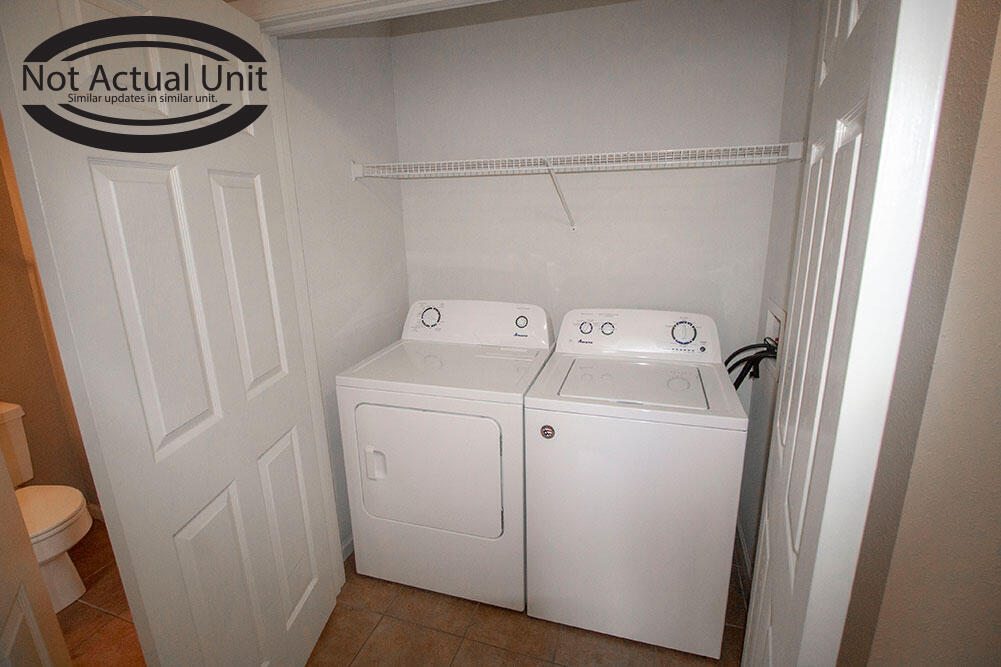 3922 Snowy Owl Dr Property Photo 10