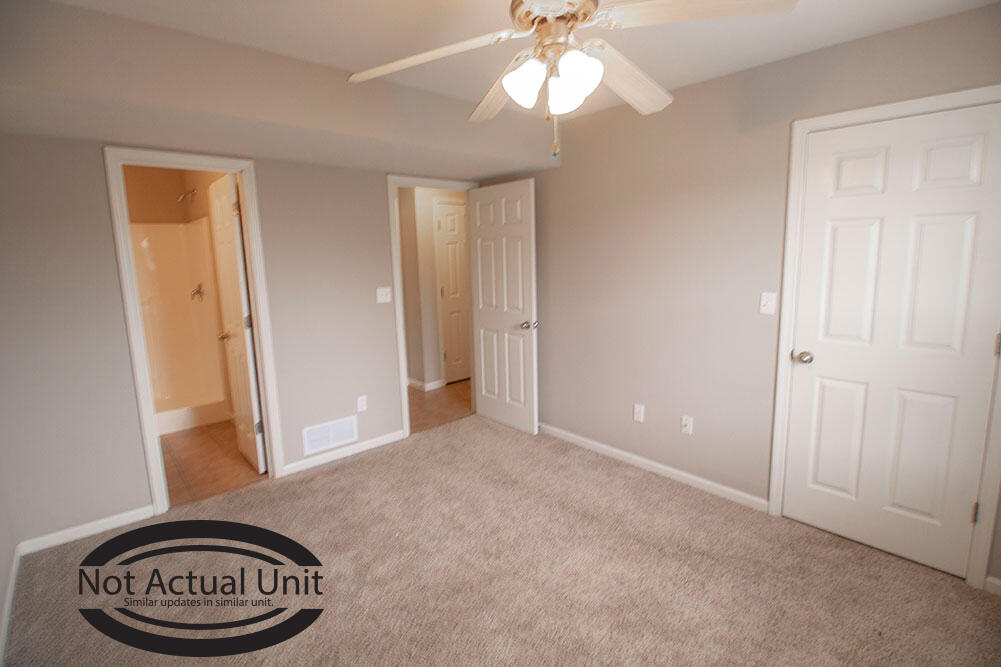 3922 Snowy Owl Dr Property Photo 13