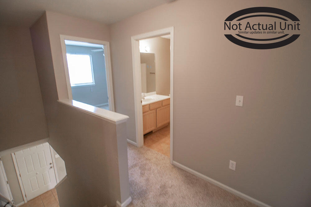 3922 Snowy Owl Dr Property Photo 17