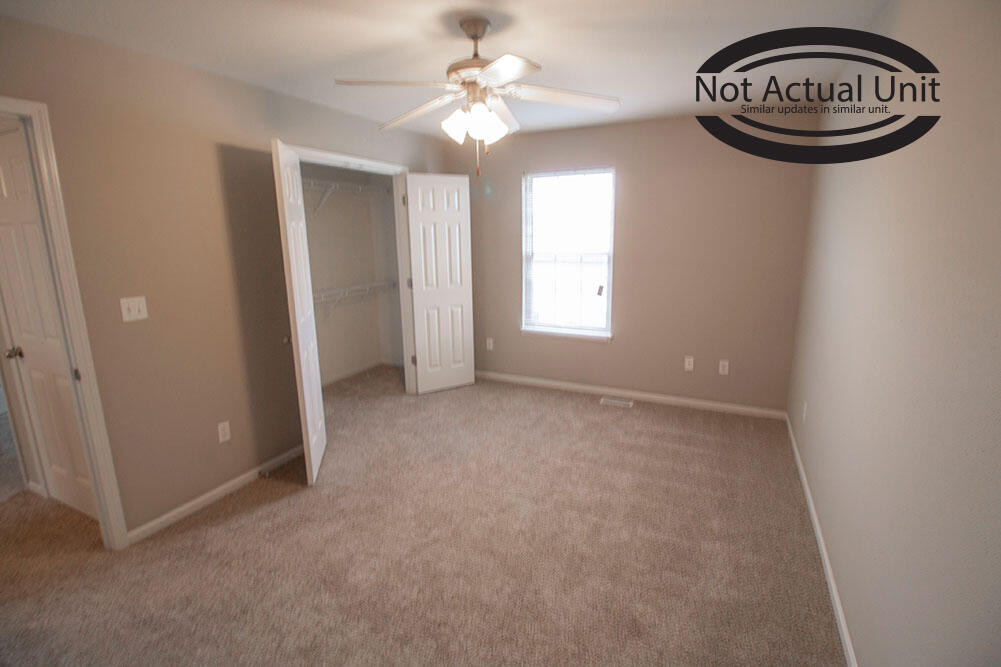 3922 Snowy Owl Dr Property Photo 19
