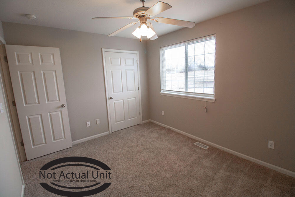 3922 Snowy Owl Dr Property Photo 31