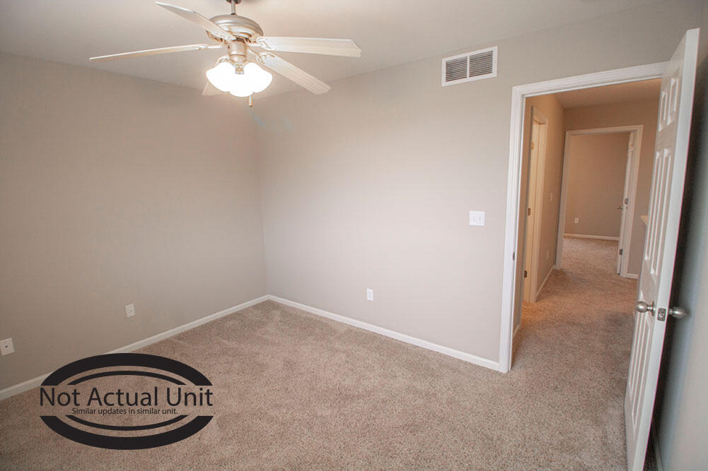 3922 Snowy Owl Dr Property Photo 33