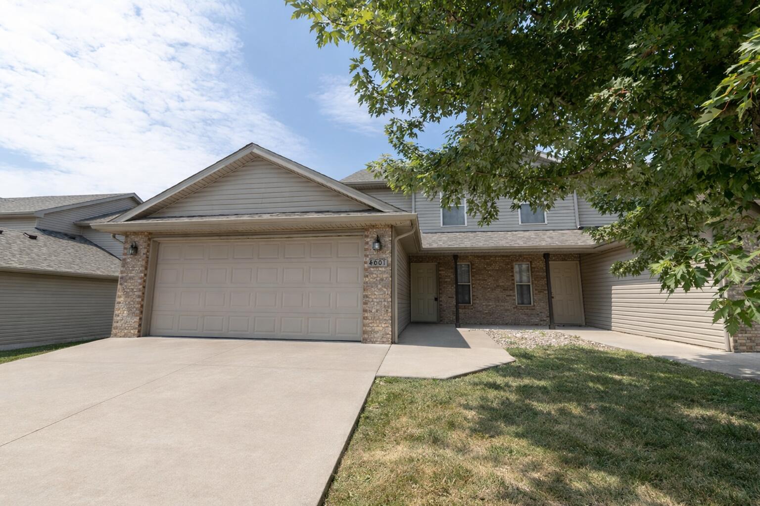 4001 SNOWY OWL DR Property Photo 1