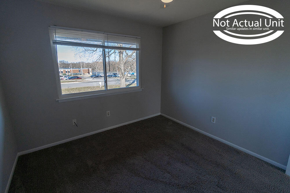2924 Leeway Dr B Property Photo 13
