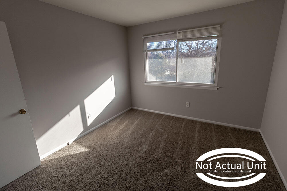2924 Leeway Dr B Property Photo 17