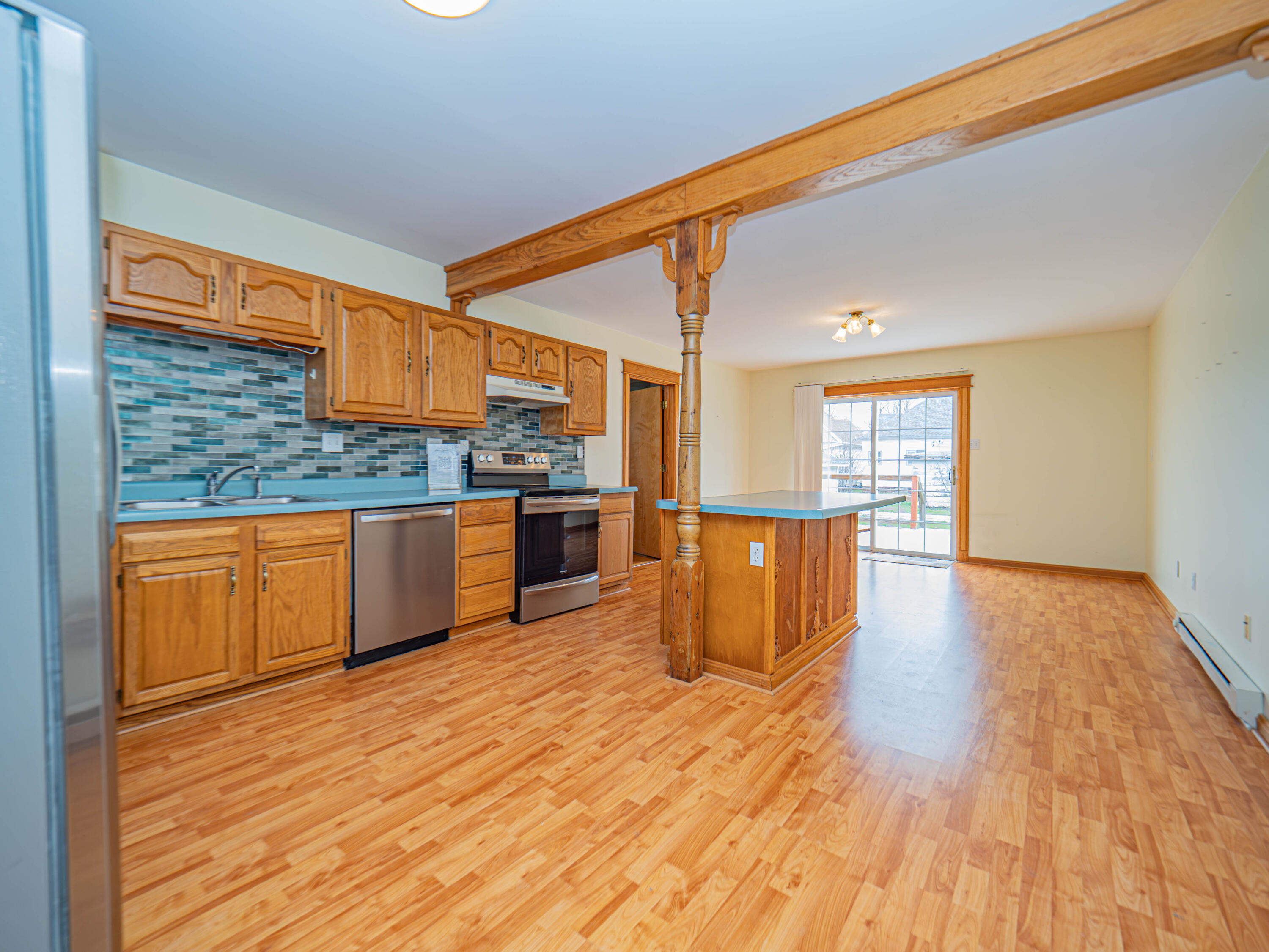 606 Promenade St Property Photo 8