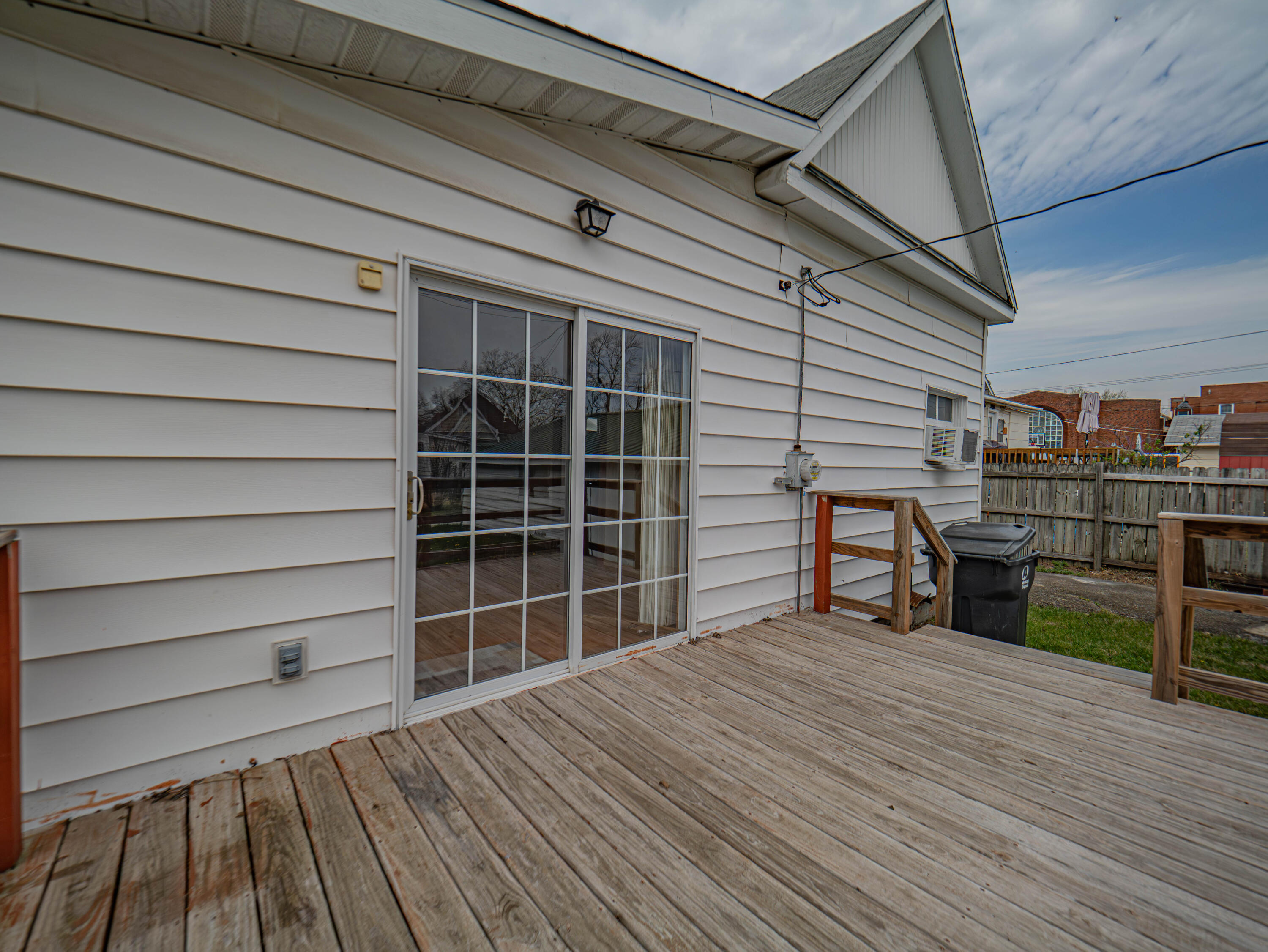 606 Promenade St Property Photo 26