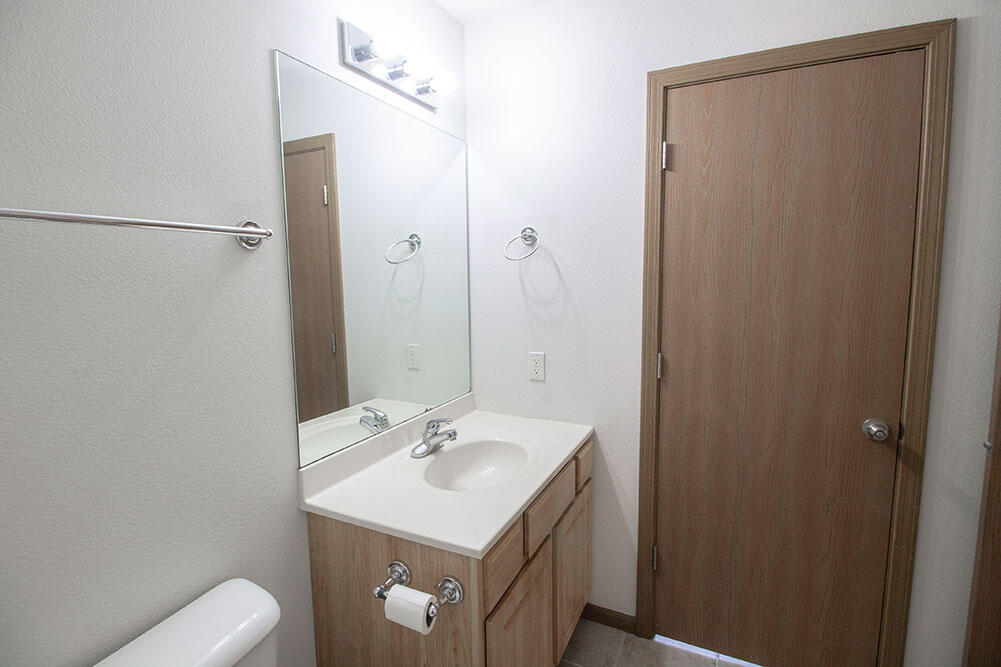 2119 Ballenger Ln Property Photo 15