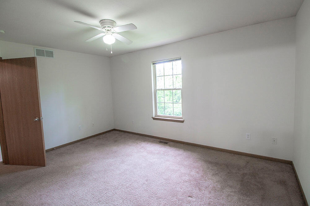 2119 Ballenger Ln Property Photo 20