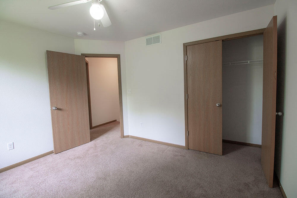 2119 Ballenger Ln Property Photo 25