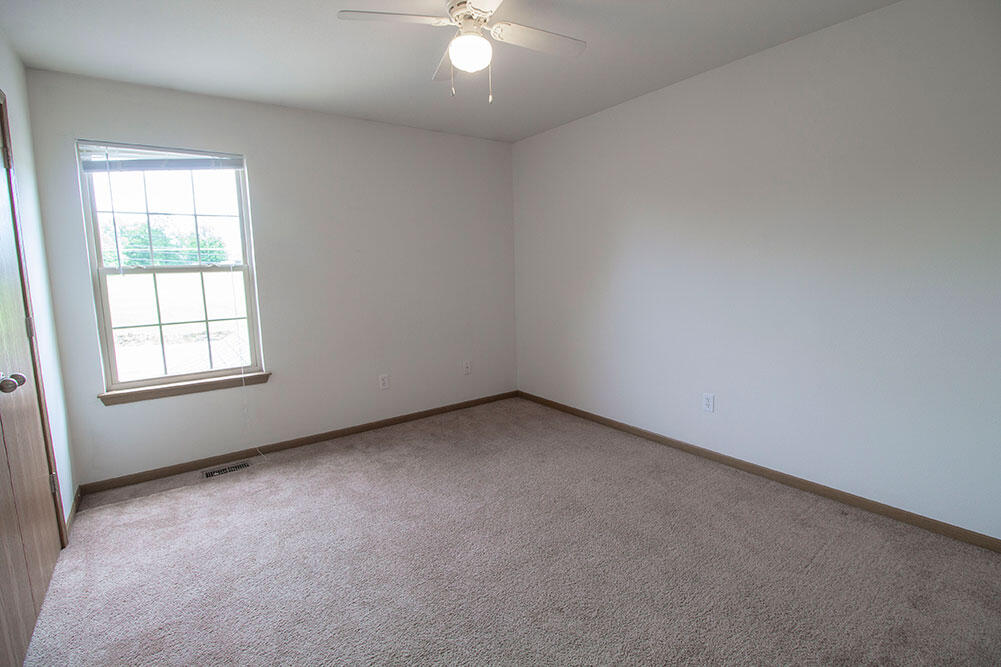 2119 Ballenger Ln Property Photo 28