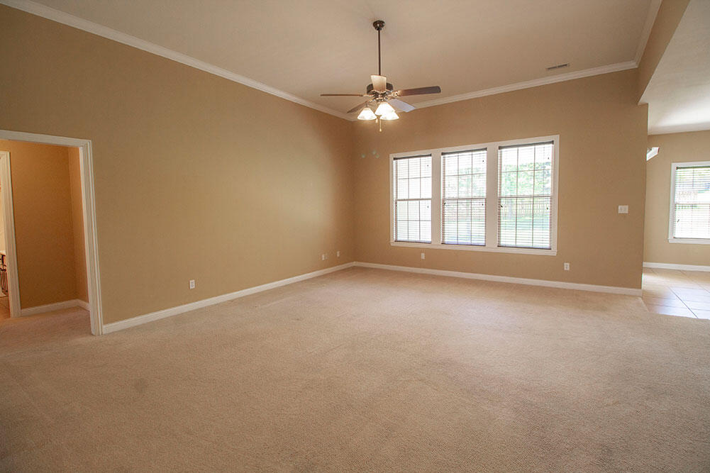 5305 Chamois Dr Property Photo 3