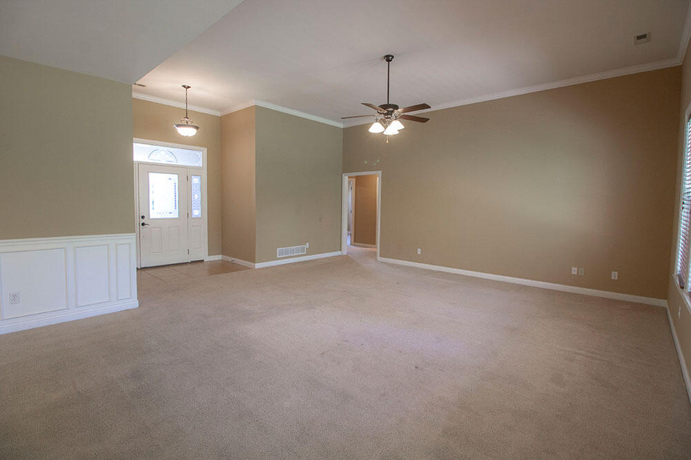 5305 Chamois Dr Property Photo 6