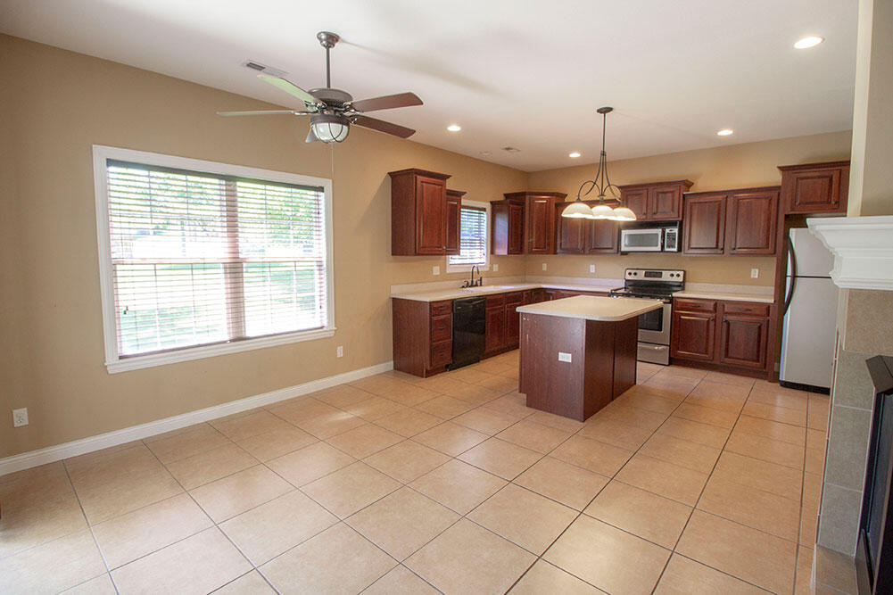 5305 Chamois Dr Property Photo 8