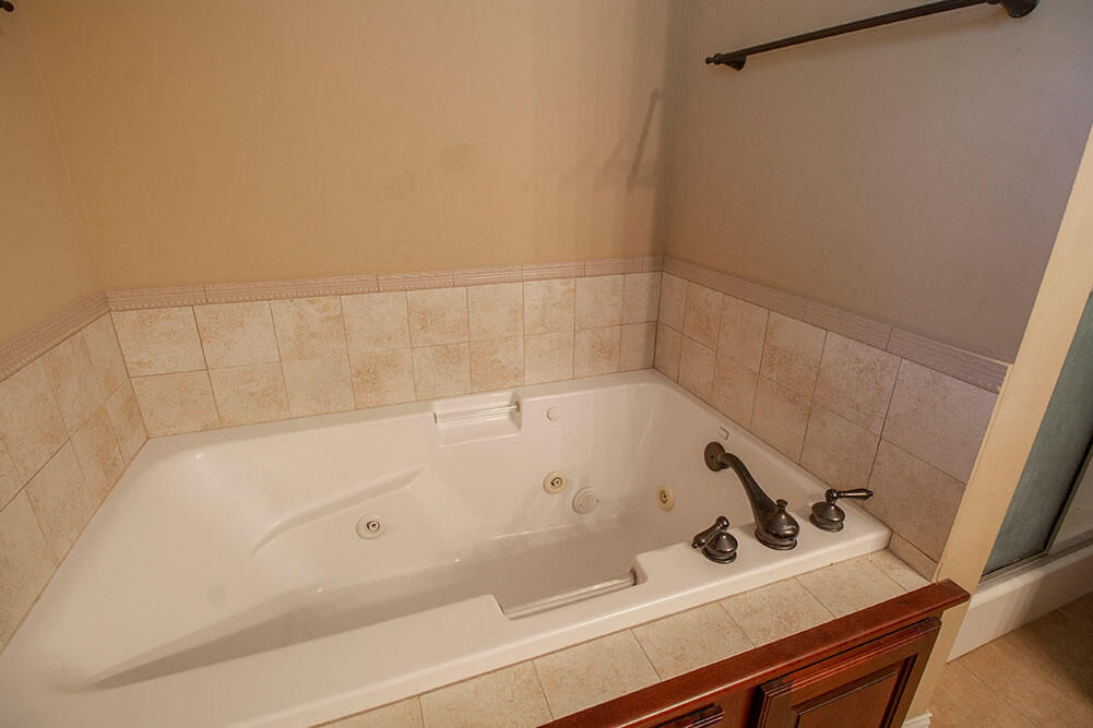 5305 Chamois Dr Property Photo 22
