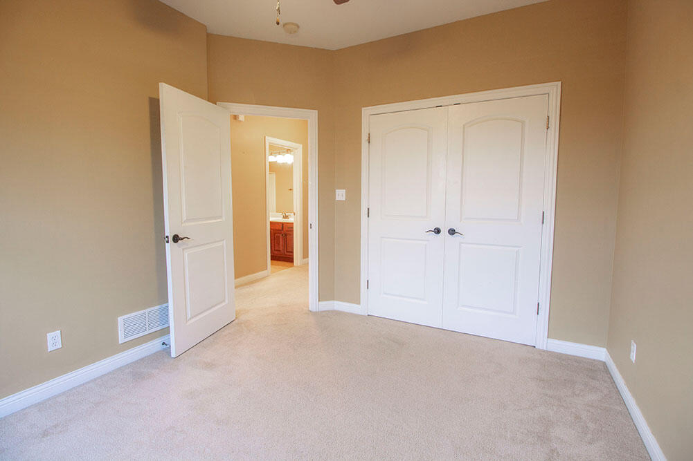 5305 Chamois Dr Property Photo 26