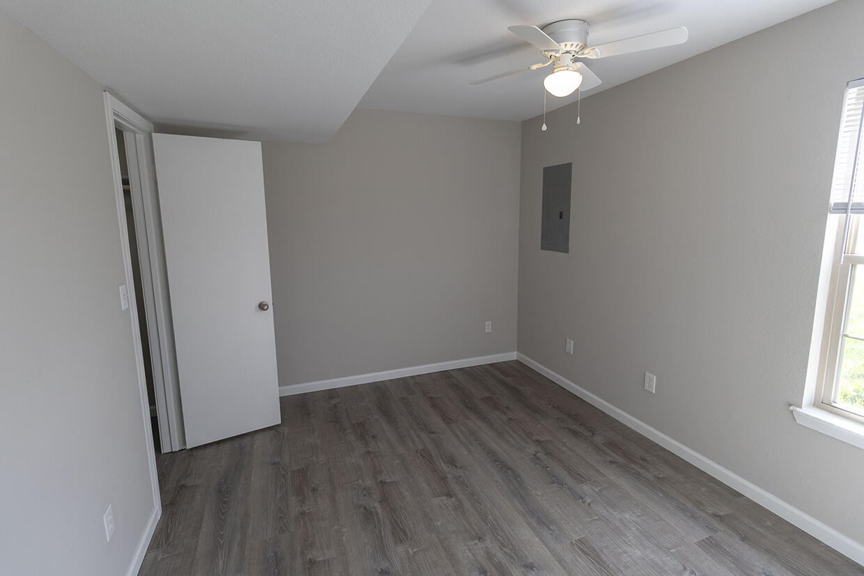 5307 Currituck Ln Property Photo 9